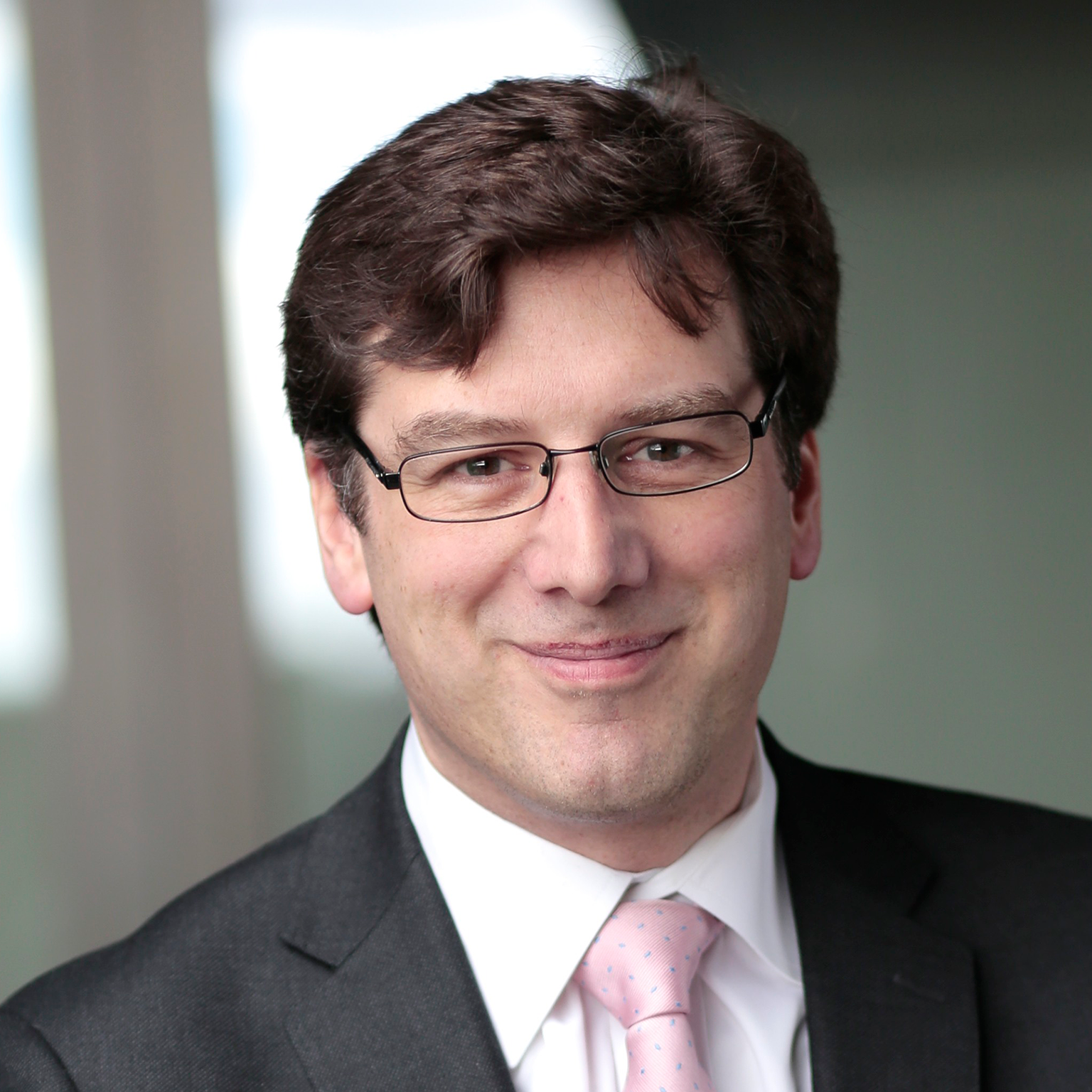 Graham Pearce headshot