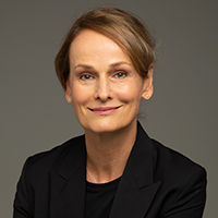 Dr Claudia Zeisberger