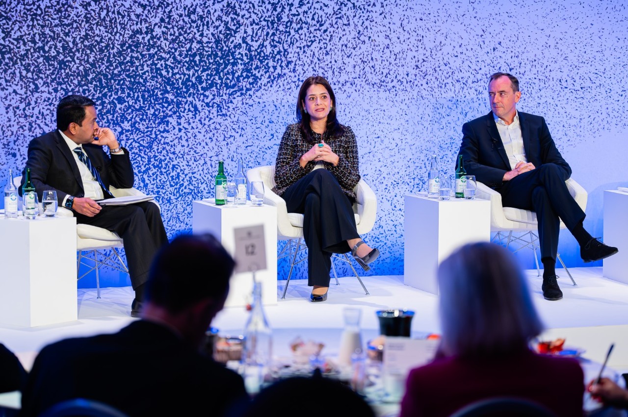 MM at Davos 2025 - Thiriving Amid Disruption - Ravin Jesuthasan, Tanuj Kapilashrami and Christophe Catoir