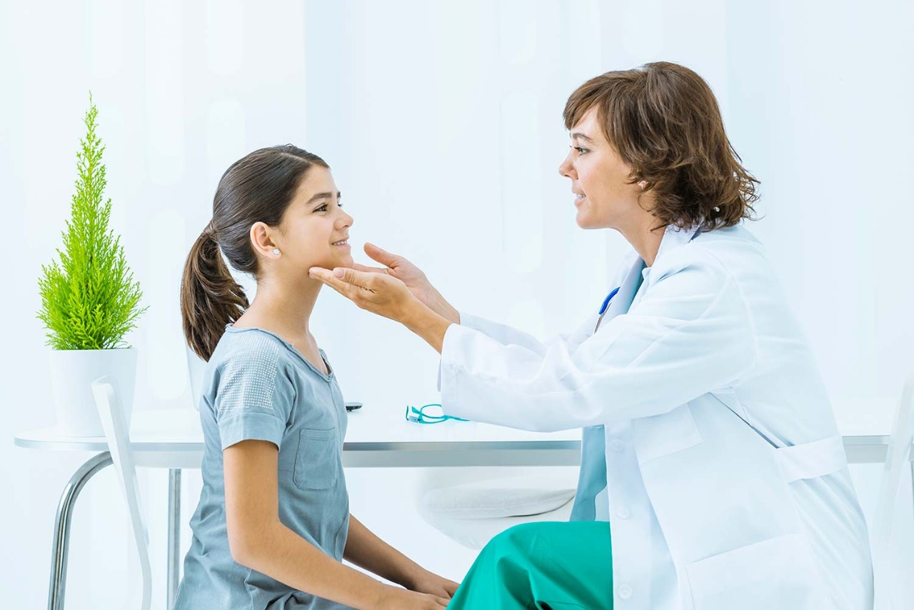 Little patient at the doctor's office