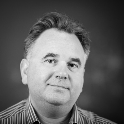 headshot of Eric Jean