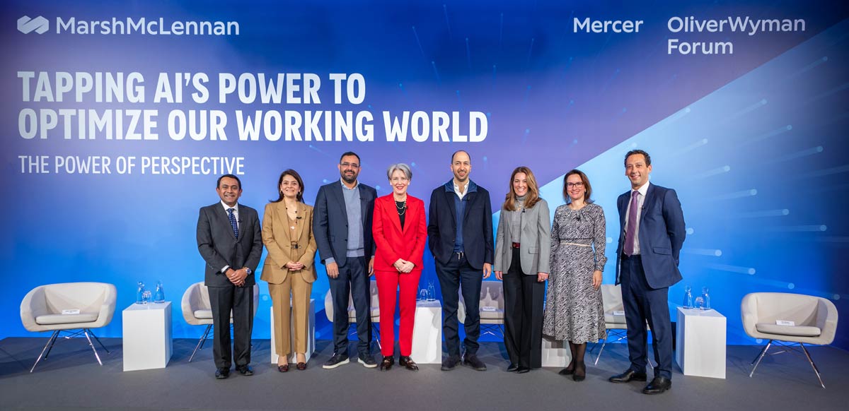 A group of global senior business leaders at the conference in Davos